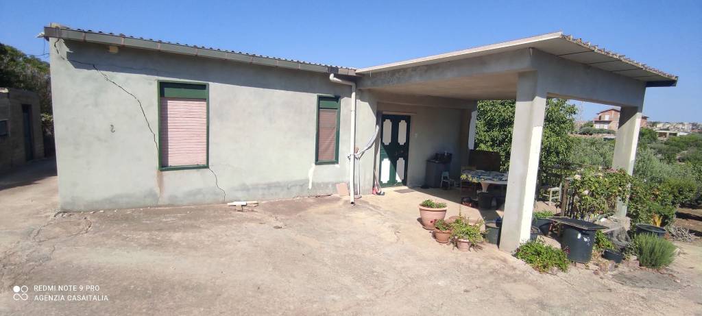 casa indipendente in vendita a Canicattì