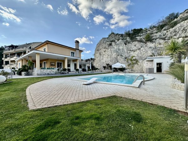 villa in vendita a Canicattì