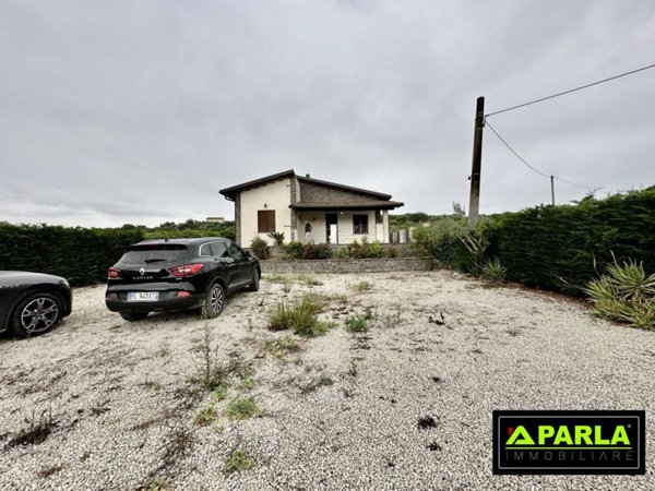 casa indipendente in vendita a Canicattì