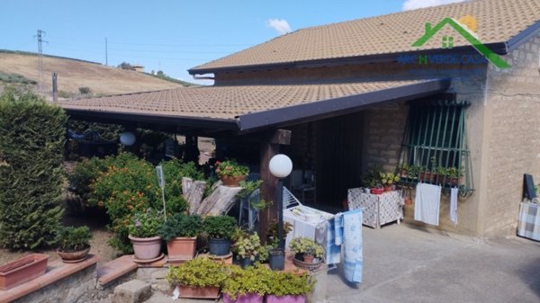 casa indipendente in vendita a Canicattì