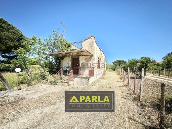 casa indipendente in vendita a Canicattì