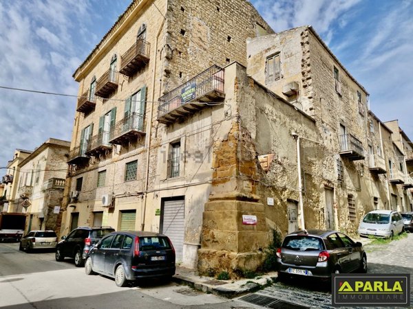 casa indipendente in vendita a Canicattì