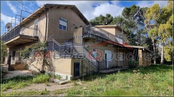 casa indipendente in vendita a Canicattì