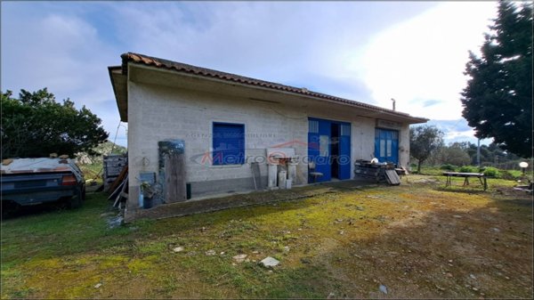 locale di sgombero in vendita a Canicattì