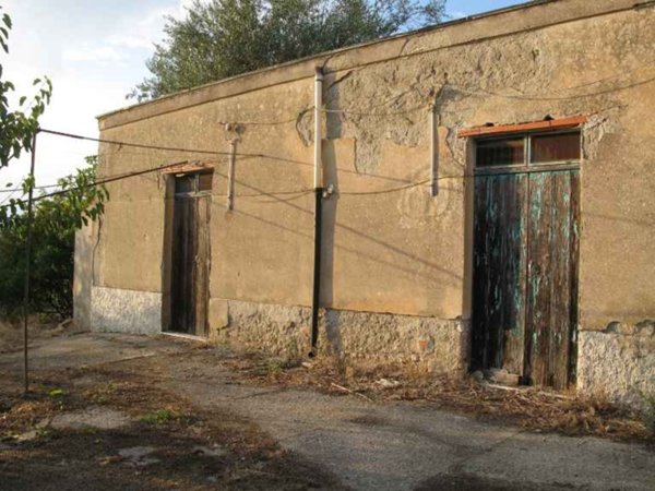 casa indipendente in vendita a Canicattì
