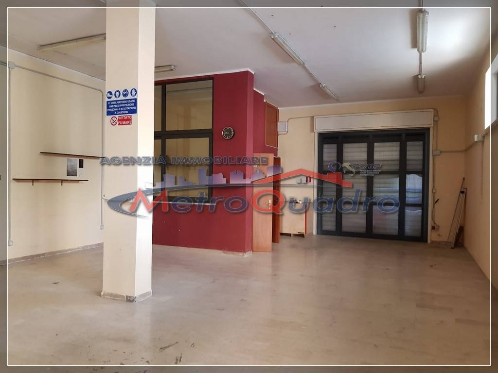 locale di sgombero in vendita a Canicattì