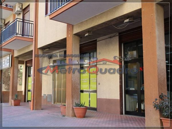 locale commerciale in vendita a Canicattì