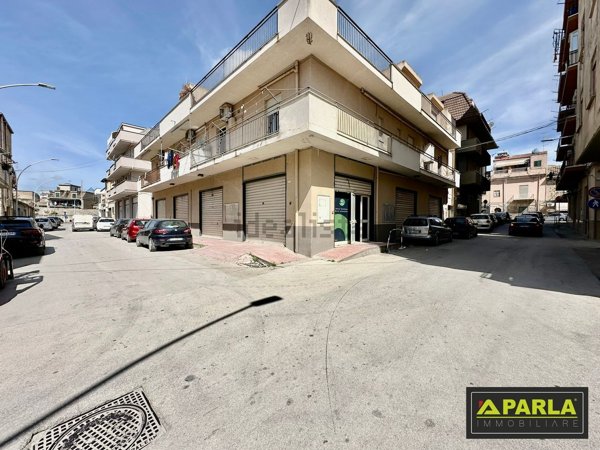 locale di sgombero in vendita a Canicattì