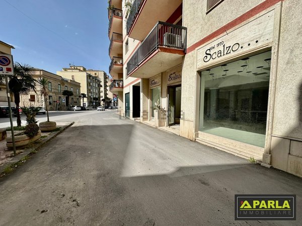 locale di sgombero in vendita a Canicattì