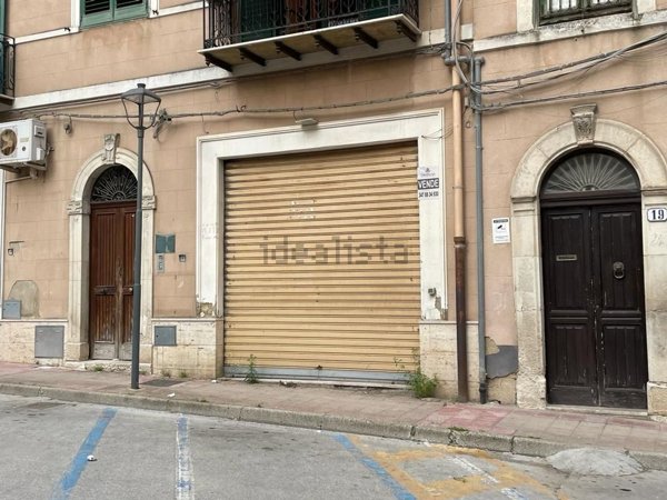 locale commerciale in vendita a Canicattì