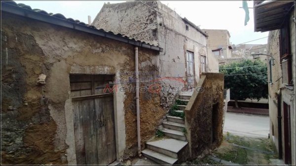 casa indipendente in vendita a Canicattì