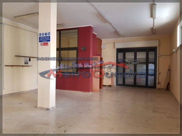 locale di sgombero in vendita a Canicattì