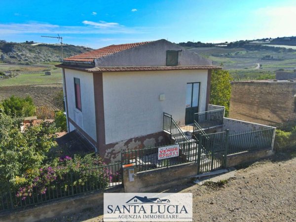 casa indipendente in vendita a Canicattì