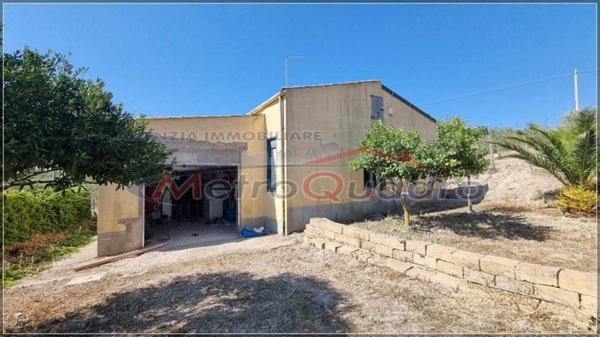 casa indipendente in vendita a Canicattì