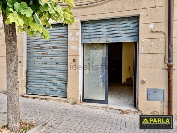 locale di sgombero in vendita a Canicattì