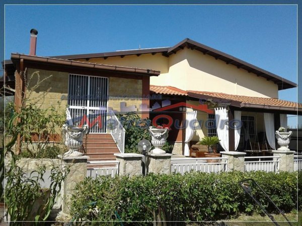 casa indipendente in vendita a Canicattì