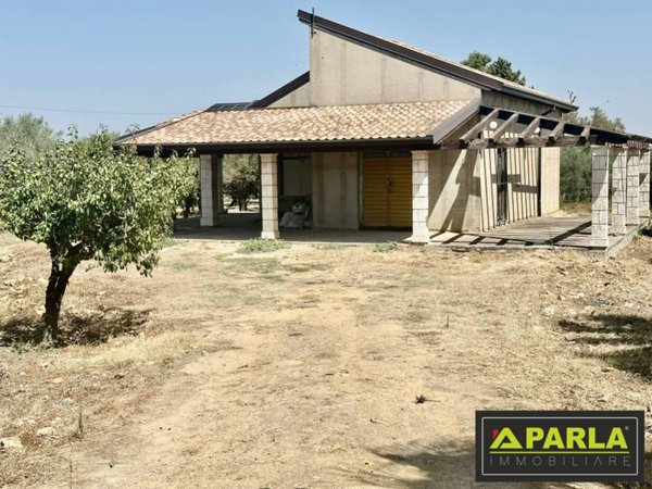 casa indipendente in vendita a Canicattì