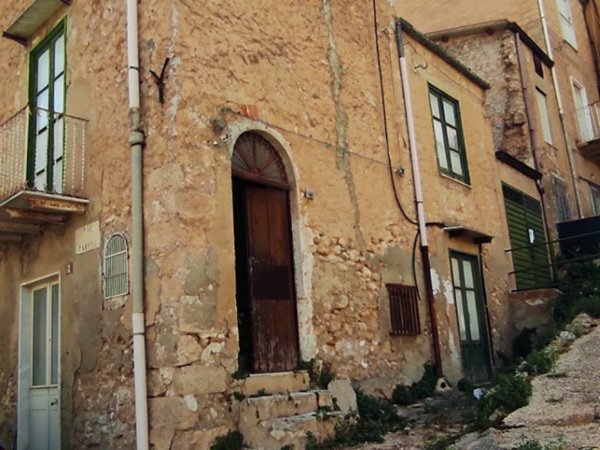 intera palazzina in vendita a Canicattì