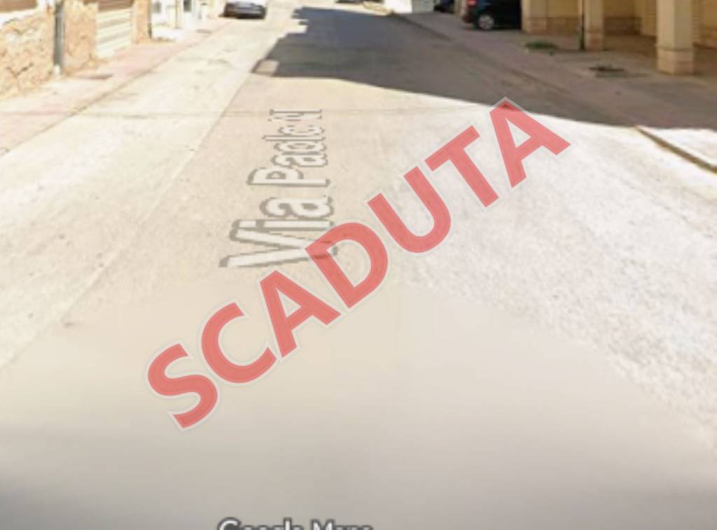 locale commerciale in vendita a Canicattì