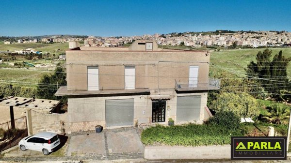 casa indipendente in vendita a Canicattì