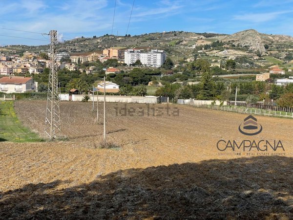 casa indipendente in vendita a Canicattì