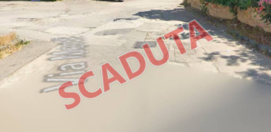 locale commerciale in vendita a Canicattì