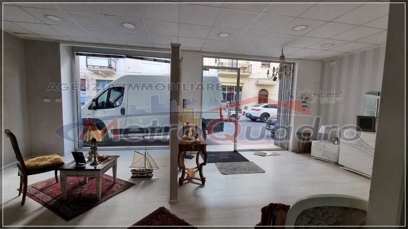 locale commerciale in vendita a Canicattì