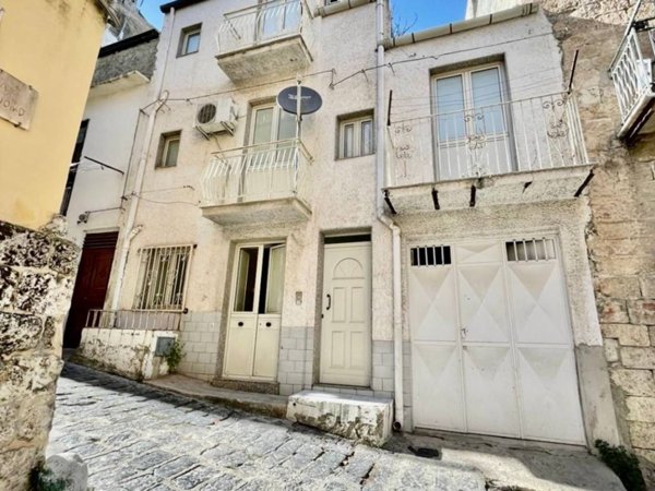 casa indipendente in vendita a Canicattì