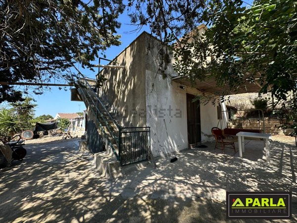 casa semindipendente in vendita a Canicattì