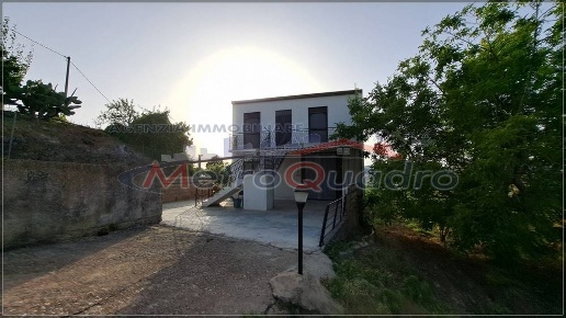 casa indipendente in vendita a Canicattì