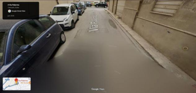 locale commerciale in vendita a Canicattì