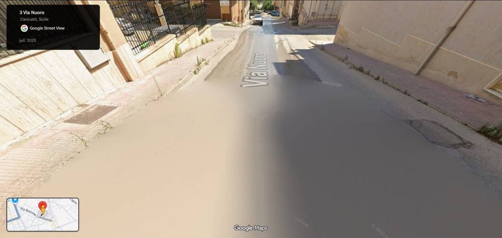 locale commerciale in vendita a Canicattì