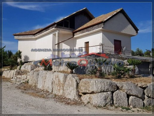 casa indipendente in vendita a Canicattì