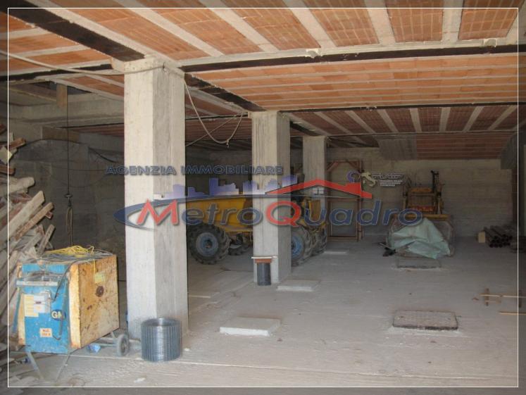 locale commerciale in vendita a Canicattì