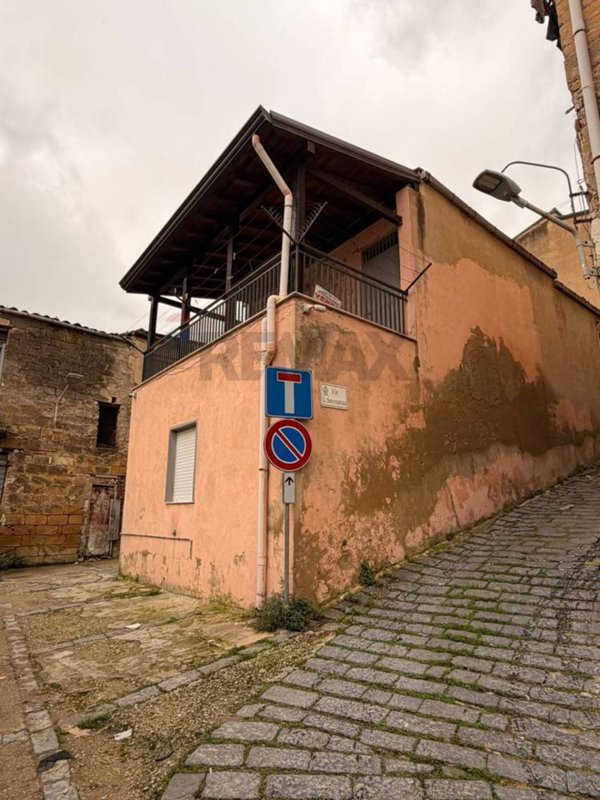 casa indipendente in vendita a Canicattì
