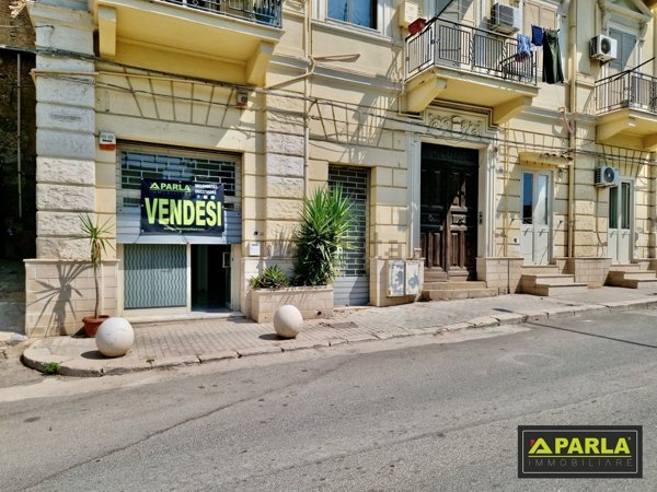 locale di sgombero in vendita a Canicattì