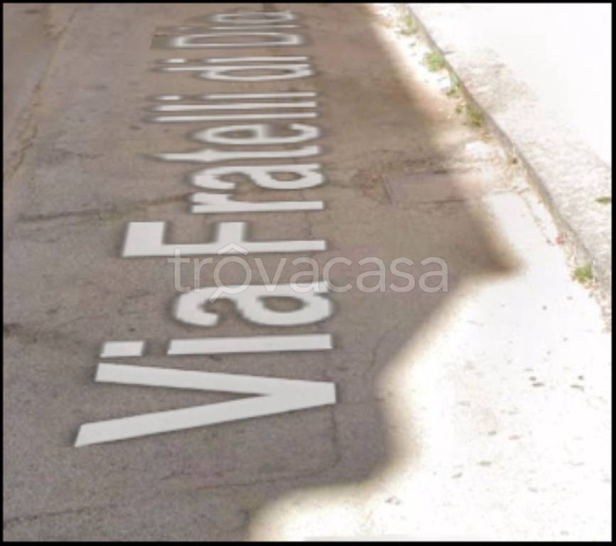 locale commerciale in vendita a Canicattì