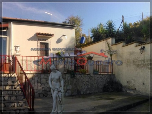 casa indipendente in vendita a Canicattì