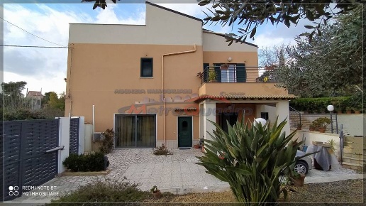 casa indipendente in vendita a Canicattì