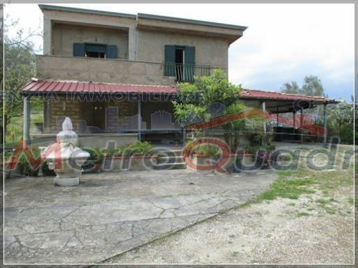 casa indipendente in vendita a Canicattì