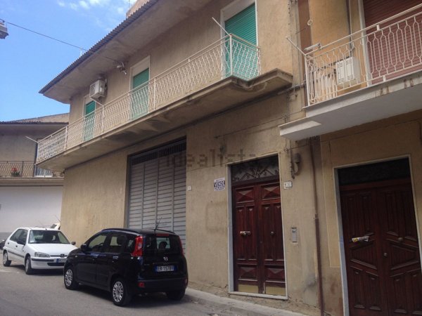 casa indipendente in vendita a Canicattì
