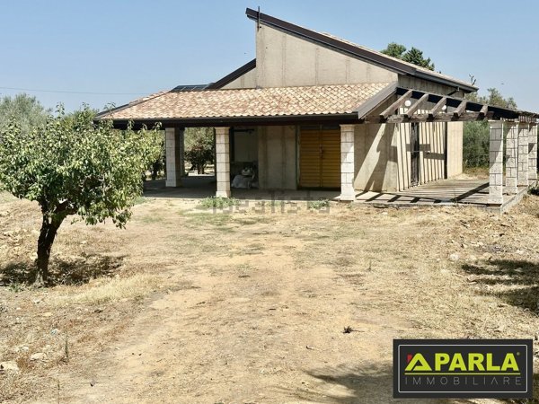 casa indipendente in vendita a Canicattì