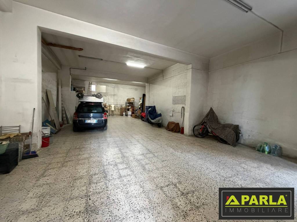 negozio in vendita a Canicattì