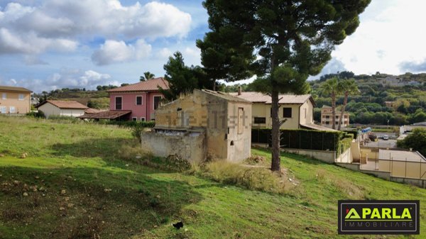 casa indipendente in vendita a Canicattì