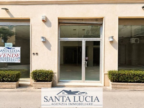 negozio in vendita a Canicattì