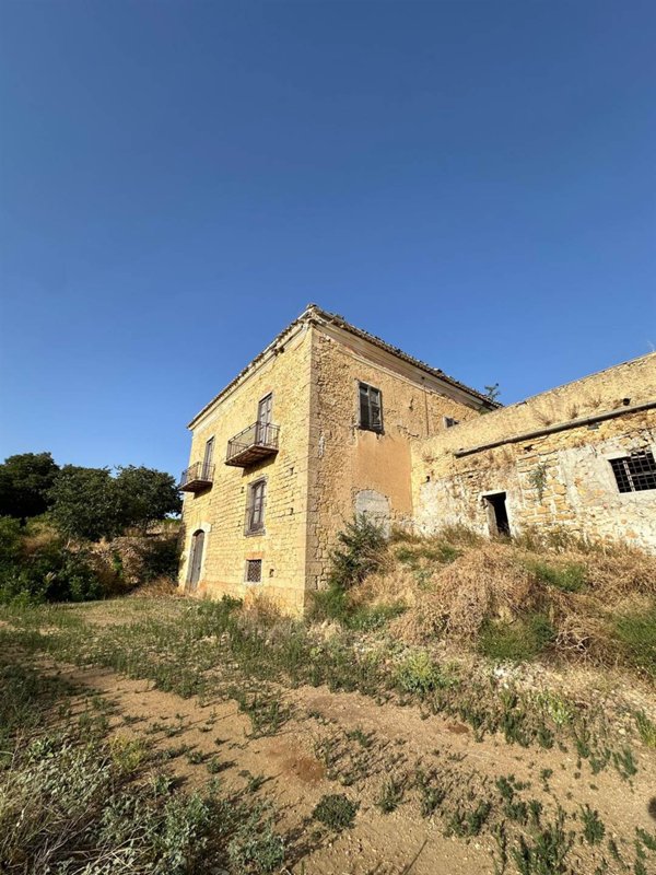 casale in vendita a Canicattì