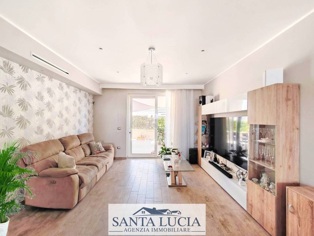 casa indipendente in vendita a Canicattì