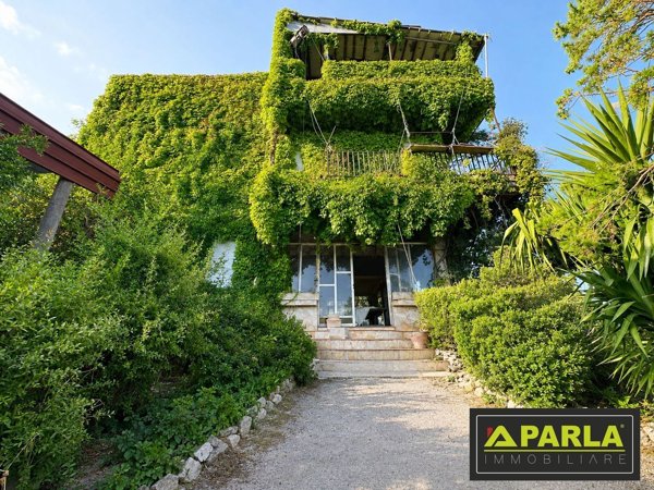 casa indipendente in vendita a Canicattì