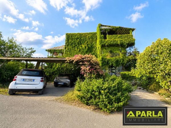 casa indipendente in vendita a Canicattì
