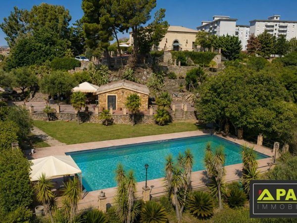 casa indipendente in vendita a Canicattì